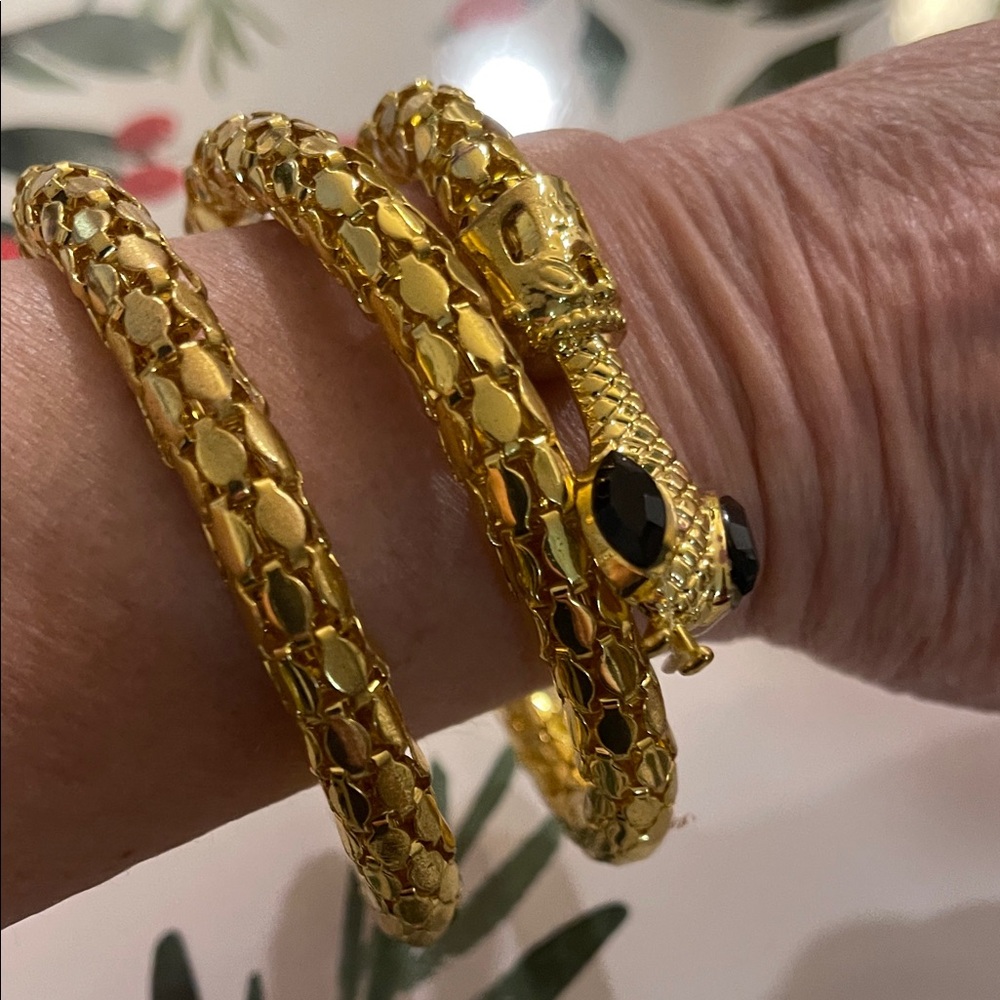 Vintage Gold Snake Design Reptile Bracelet